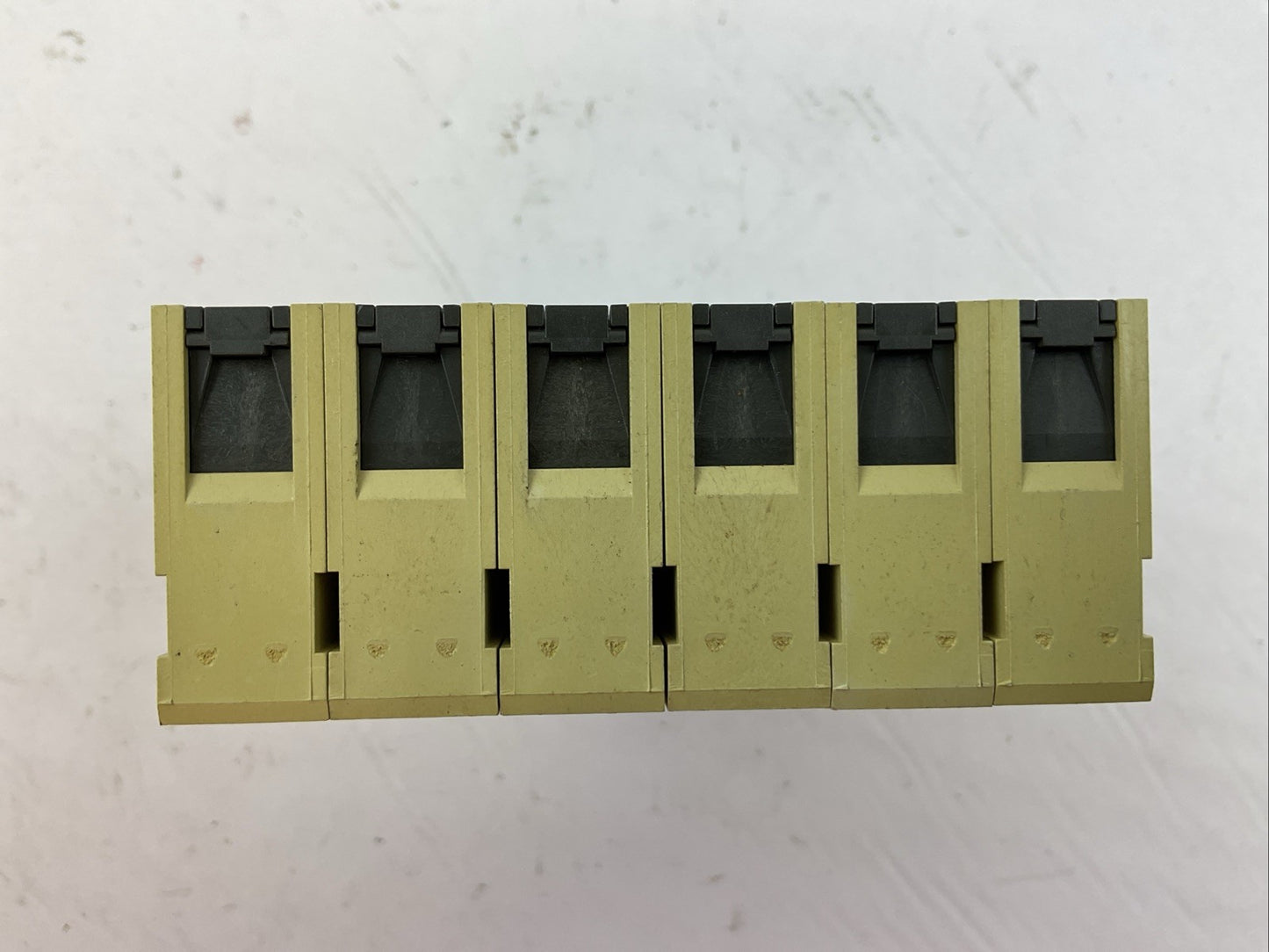 SIEMENS TERMINAL MODULE 6ES7 193-4CD30-0AA0 TM-P15C23-A0 (LOT OF 6)