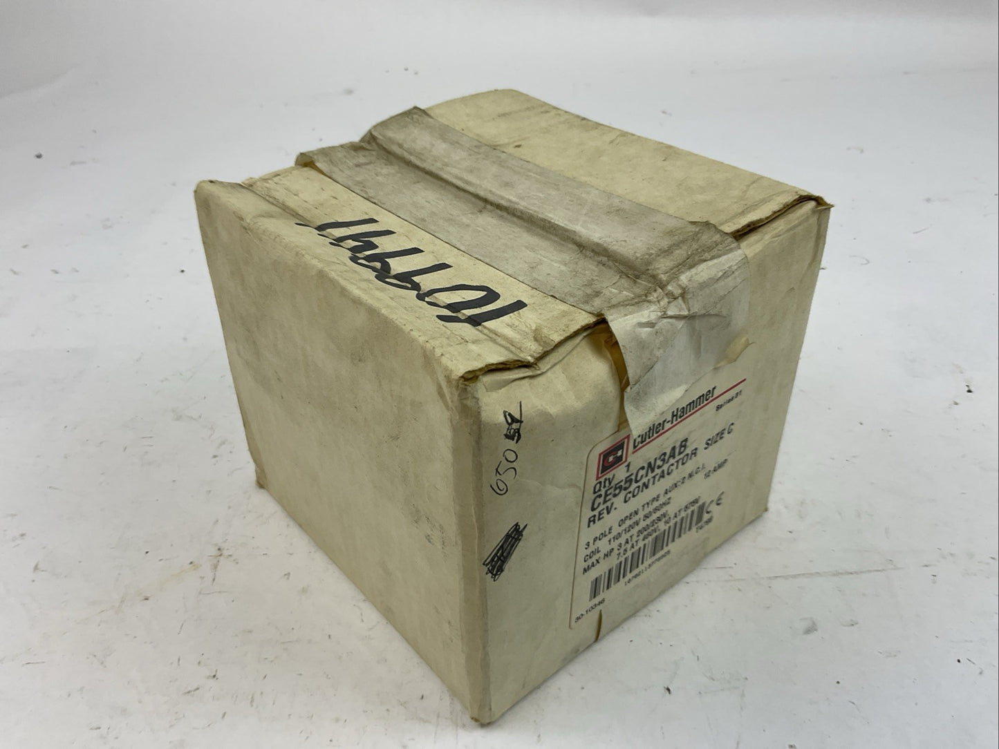 CUTLER HAMMER CE55CN3AB SIZE C SERIES B1 REVERSING CONTACTOR  COIL 110/120V