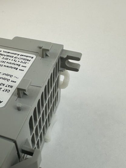 ALLEN BRADLEY 2085-OW16 MICRO800 16PT RELAY OUTPUT MODULE SERIES A