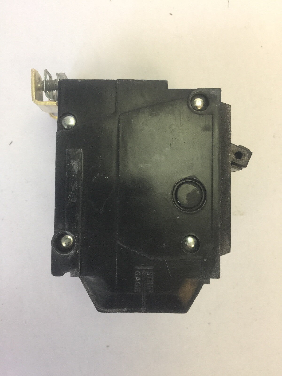 GE THQB2120 20 AMP 120/240 VAC 2 POLE BOLT ON CIRCUIT BREAKER