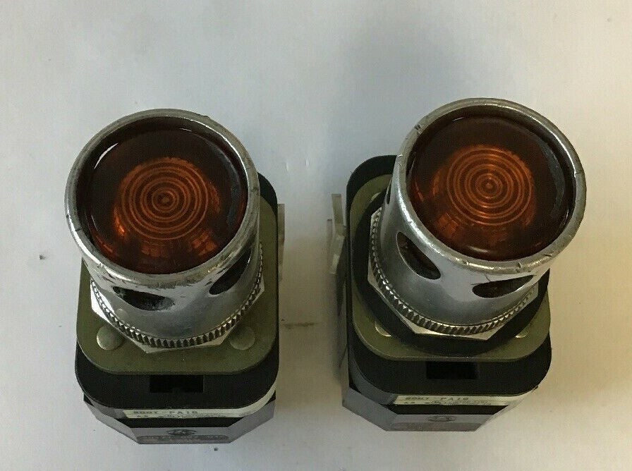 ALLEN BRADLEY 800T-PA16 AMBER PUSH BUTTON SER.T 120V 50/60HZ **(LOTOF2)**