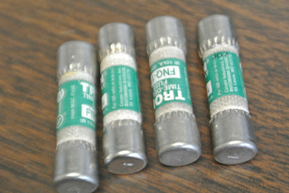 LOT of 4 / BUSS FNQ 1-1/4 TIME-DELAY FUSE / 1-1/4A / 500V