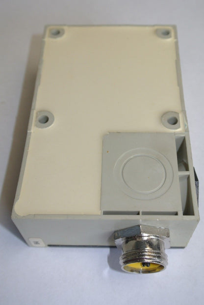 TELEMECANIQUE XSD-A60553 INDUCTIVE PROXIMITY SENSOR / SWITCH - NEW SURPLUS