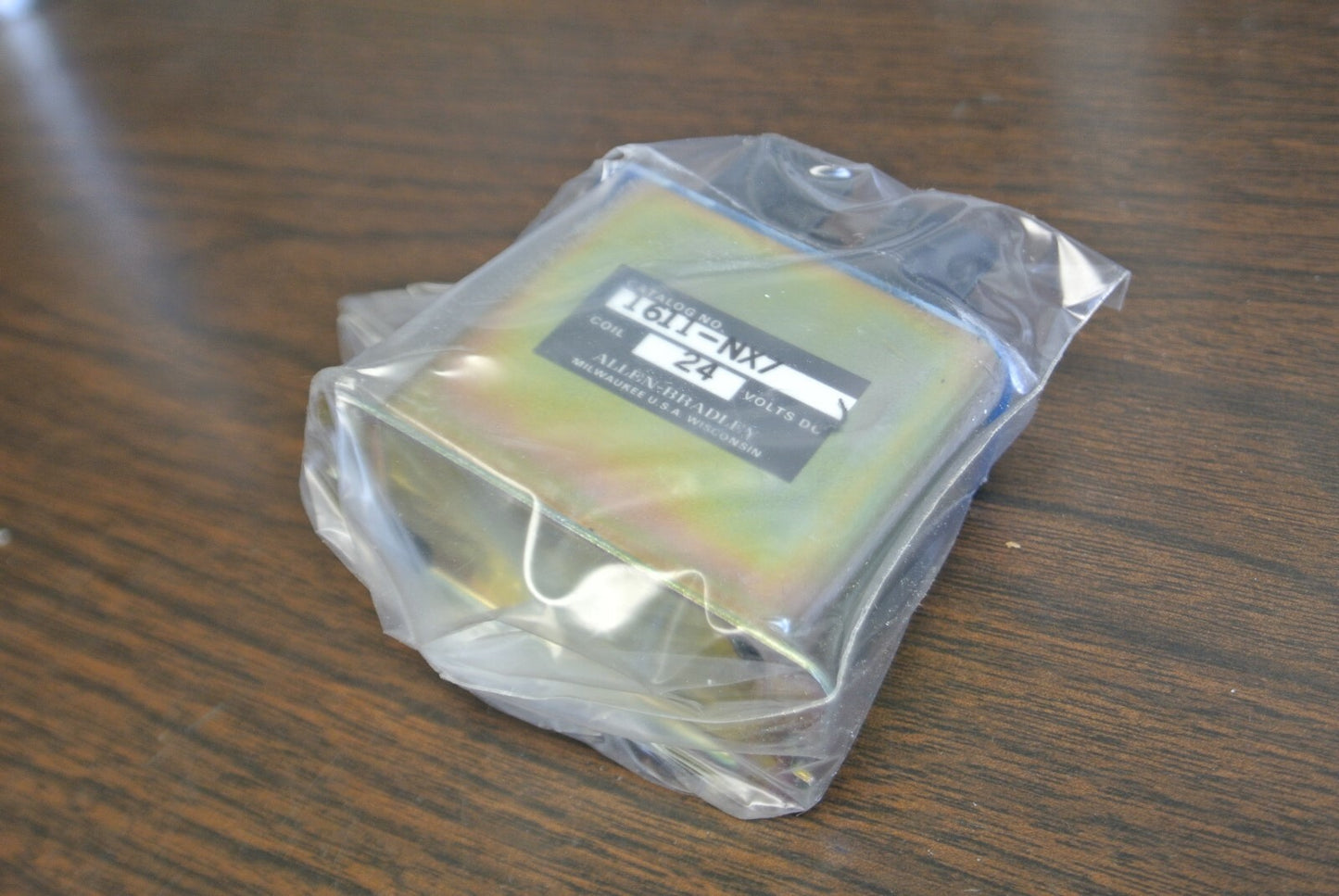 ALLEN-BRADLEY1611-NX7 Ser. A CONTROL RELAY / 1 N.C. /  24VDC / NEW SURPLUS