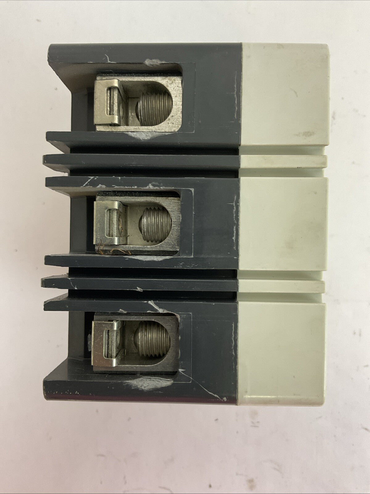 CUTLER HAMMER FD3150L CIRCUIT BREAKER 150AMP 600VAC 250VDC 3POLE FD 35k