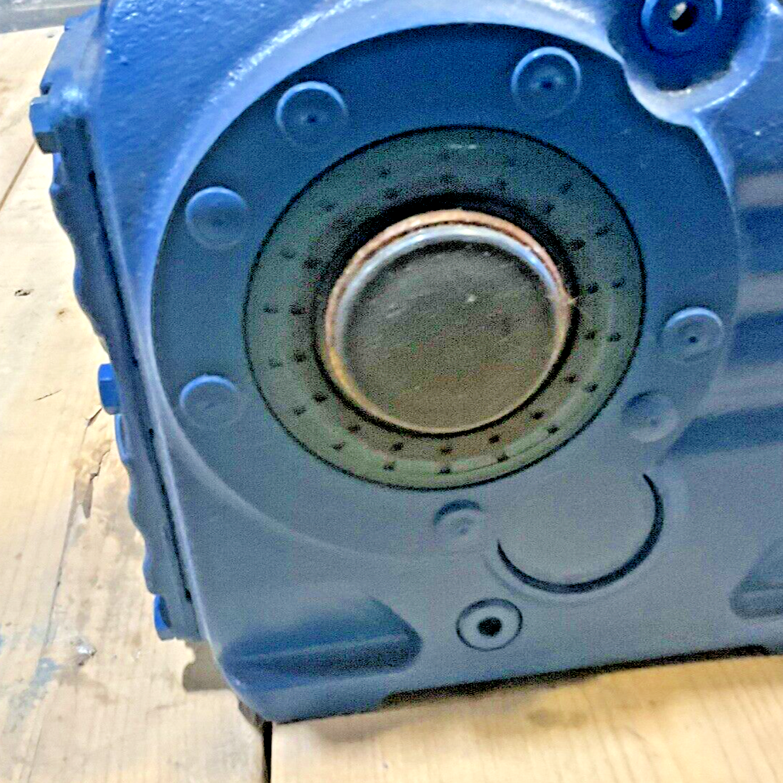 SEW-EURO DRIVE KA37 DRS71S4 GEAR MOTOR 1700/45RPM PF0.69 HP 0.50S1