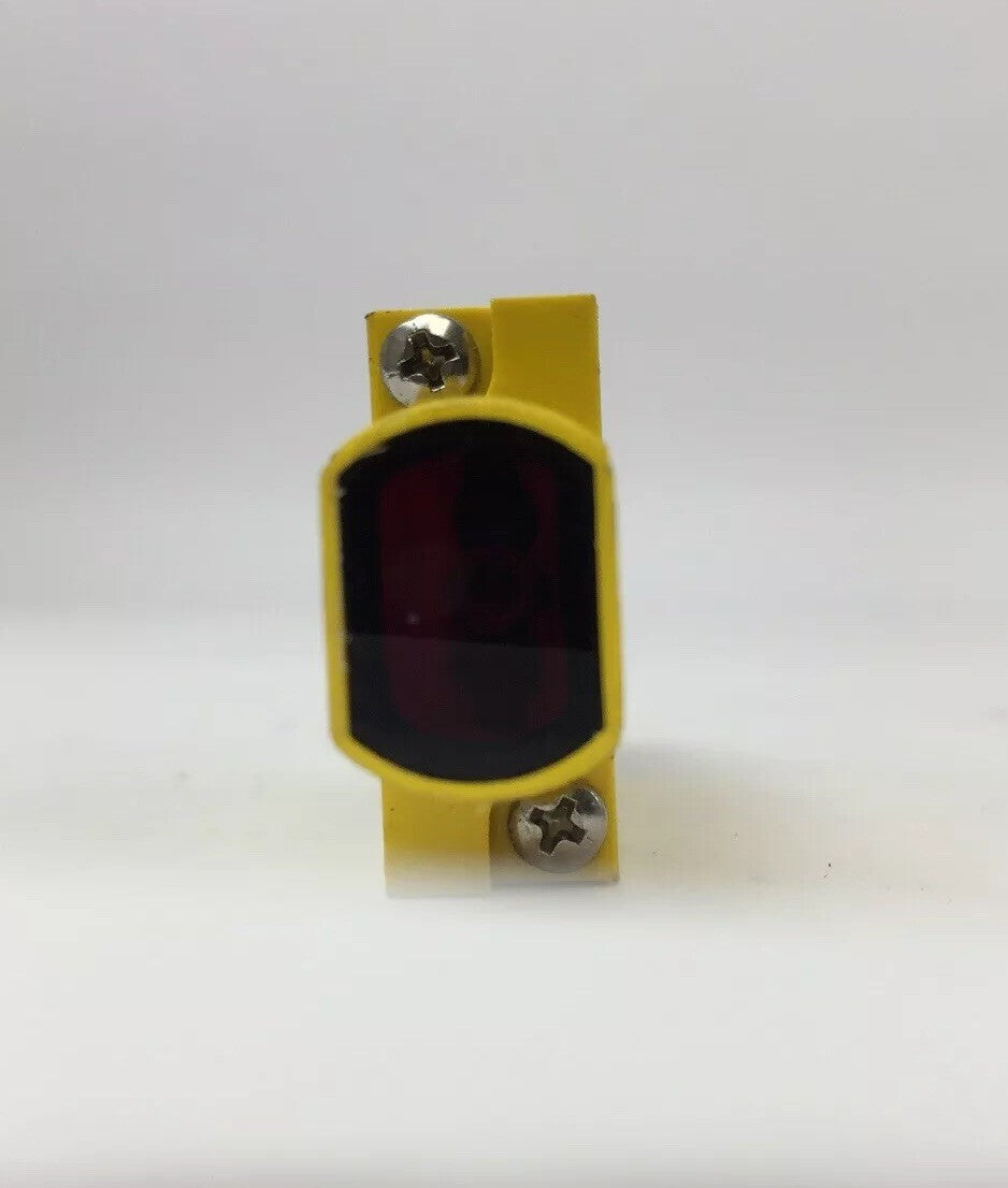 BANNER SM2A31RQD MINI-BEAM 24-240VAC 300mA RECEIVER QUICK DISCONNECT