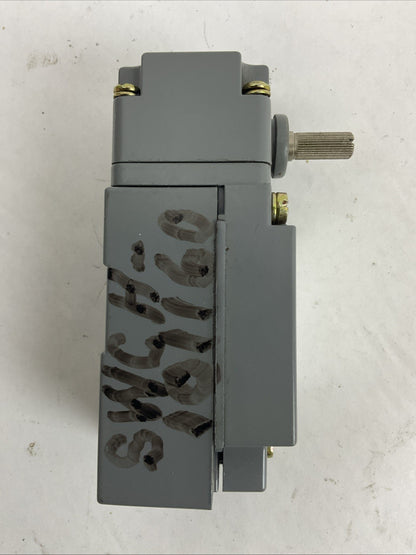 CUTLER HAMMER LIMIT SWITCH E50SN E50DN1 E50RB