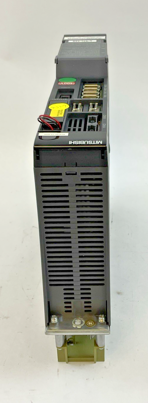MITSUBISHI MDS-DH-V2-4020 SERVO DRIVE 2.0/1.0KW 4.7A 240HZ H/W VER.U 648V