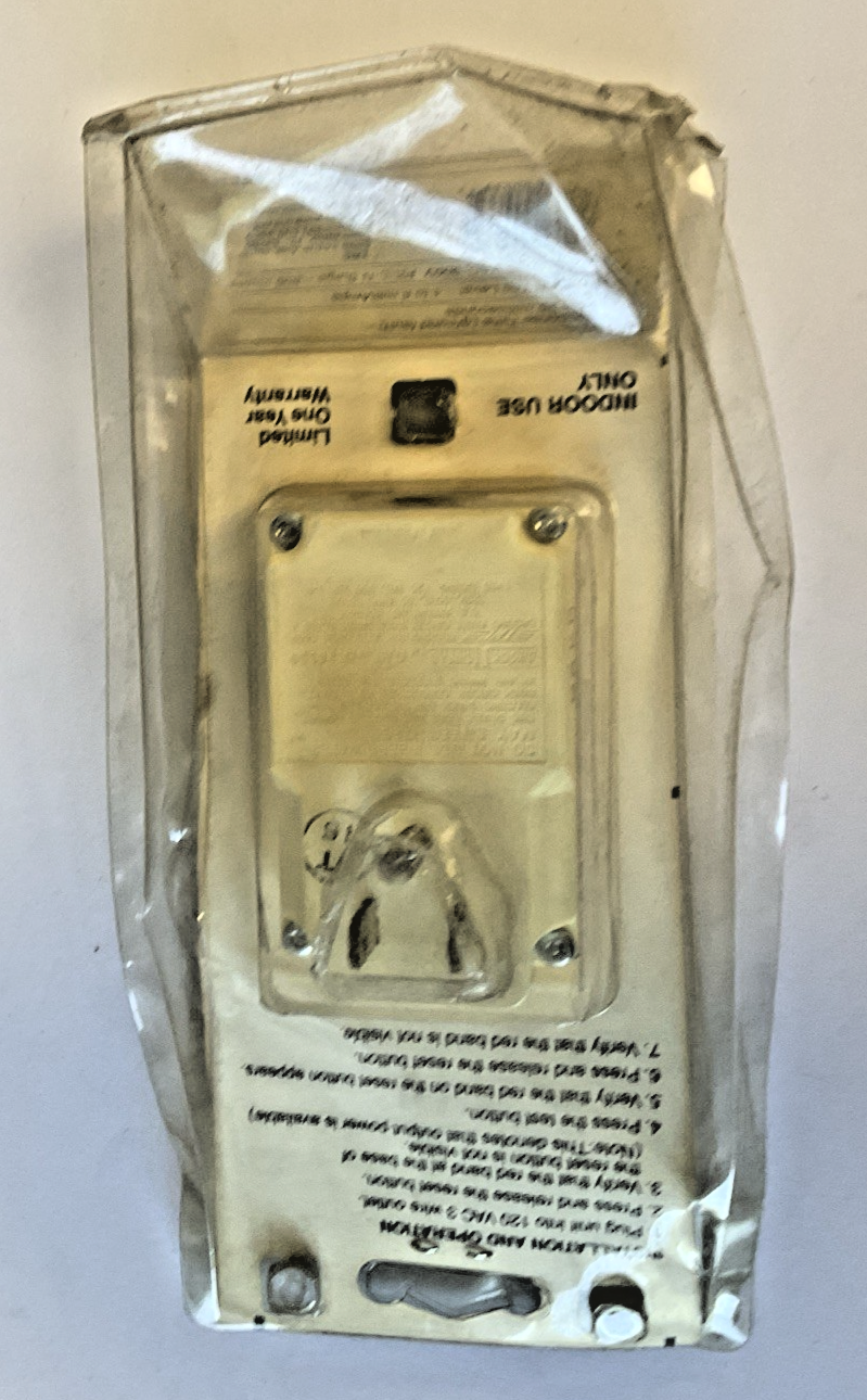 SHOCKSHIELD 90033 GFCI PLUG W/ SURGE PROTECTION 120V 15A