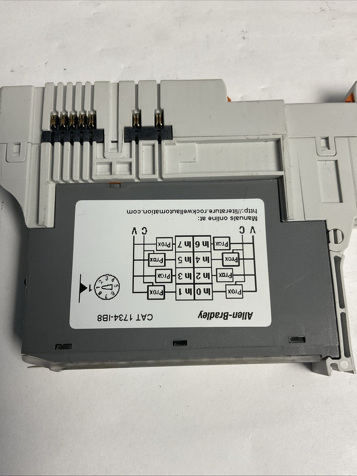ALLEN BRADLEY 1734-IB8 PLC MODULE SER.D W/1734-TOP BASE SER.A ***LOTOF3***