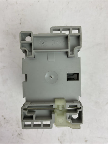 ALLEN BRADLEY 100-C09*10 SER A 600VAC 25AMP CONTACTOR 120/110/V 60/50HZ COIL