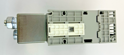 ALLEN BRADLEY 25B-D4P0N104 POWERFLEX 525 AC DRIVE FRN 5.001 SER A W/ 25-JBAA
