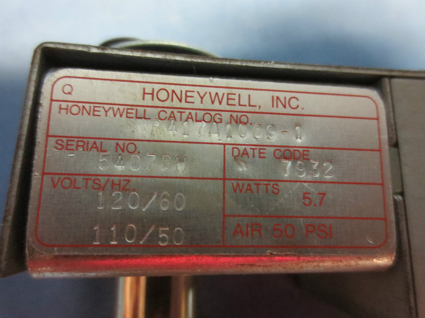 HONEYWELL RP417A1009-1 120VAC SOLENOID VALVE 50PSI, 5.7W