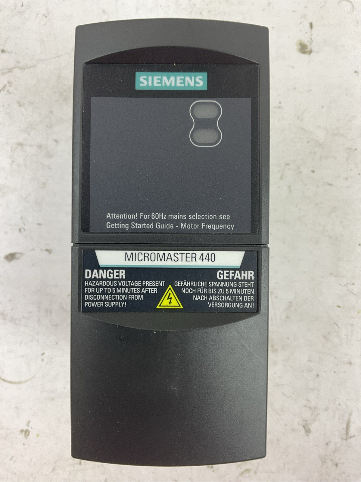SIEMENS 1P 6SE6440-2UC17-5AA1 AC DRIVE MICROMASTER 440 ver e04/2.11