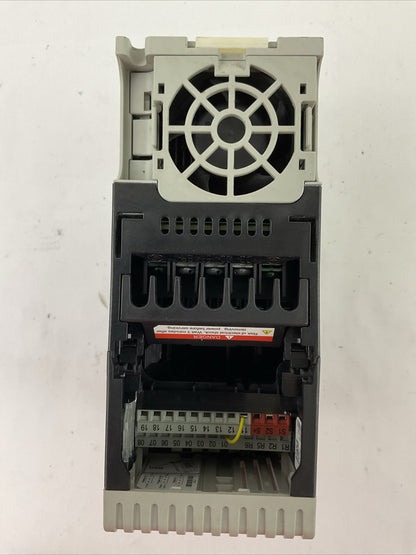 ALLEN BRADLEY 25B-D4P0N104 AC DRIVE FRN 4.001 SER A OUTPUT 0-460VAC