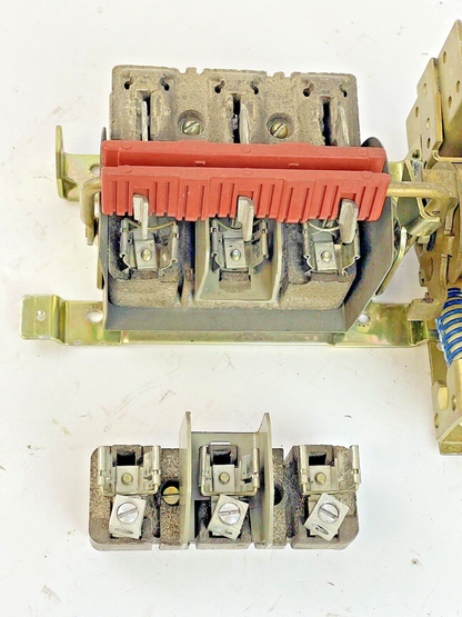 SQUARE - D RC-3 SER. A - DISCONNECT SWITCH