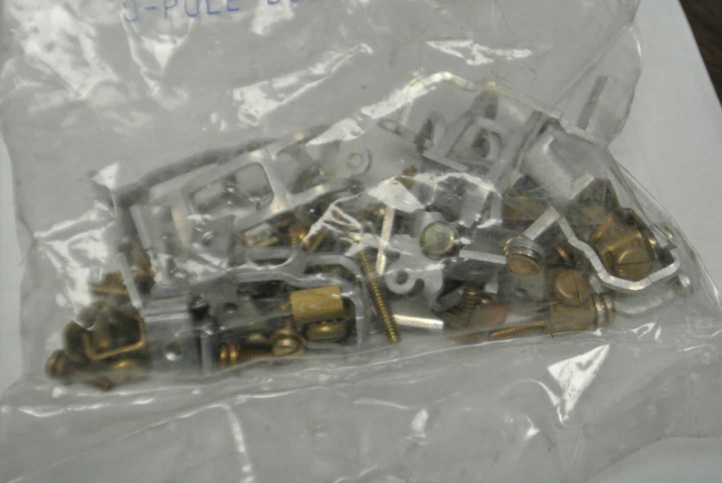 ALLEN-BRADLEY X-231723 STATIONARY CONTACT KIT / 8 POLE / NEW SURPLUS BUL. 700 BR