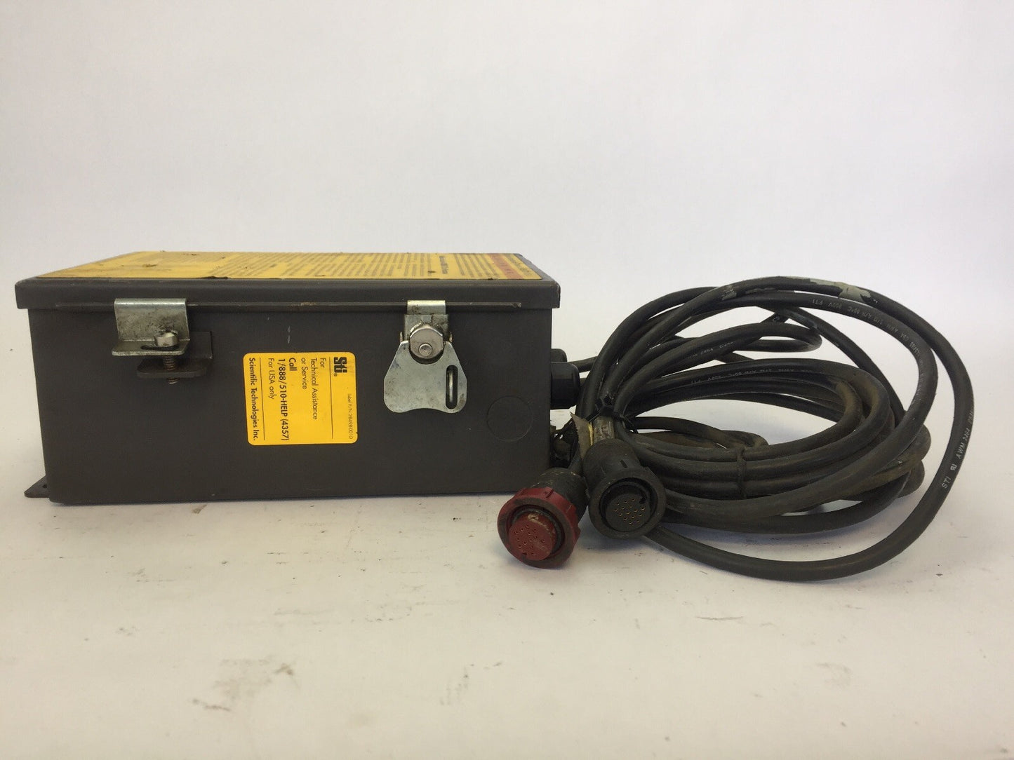 STI MS/FS43CNTRL-B2-E-AC1 LIGHT CURTAIN CONTROLLER 115VAC MS4320B2-AC1-15X-05R-E