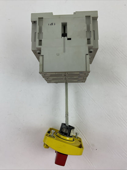 ALLEN BRADLEY 194R-J30-1753 SER A DISCONNECT SWITCH 194R-HS4E HANDLE SER A