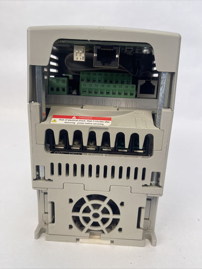 ALLEN BRADLEY 22D-D2P3N104 POWER FLEX 40P AC DRIVE OUTPUT 0-460VAC INPUT 380-480