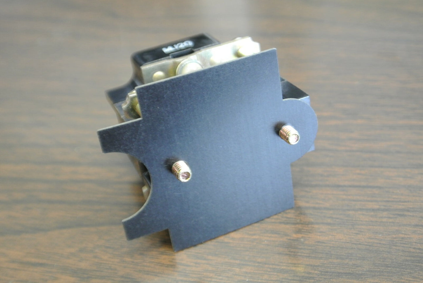 ALLEN-BRADLEY 801-BSC107 / PUSH-TYPE LIMIT SWITCH / 1 N.O., 1 N.C. / NEW SURPLUS