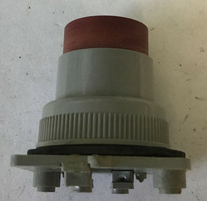 REES L12 PLASTIC PUSHBUTTON RED