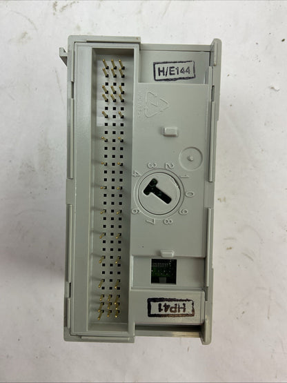 ALLEN BRADLEY 1794-OW8 SER A REV B01 RELAY OUTPUT MODULE
