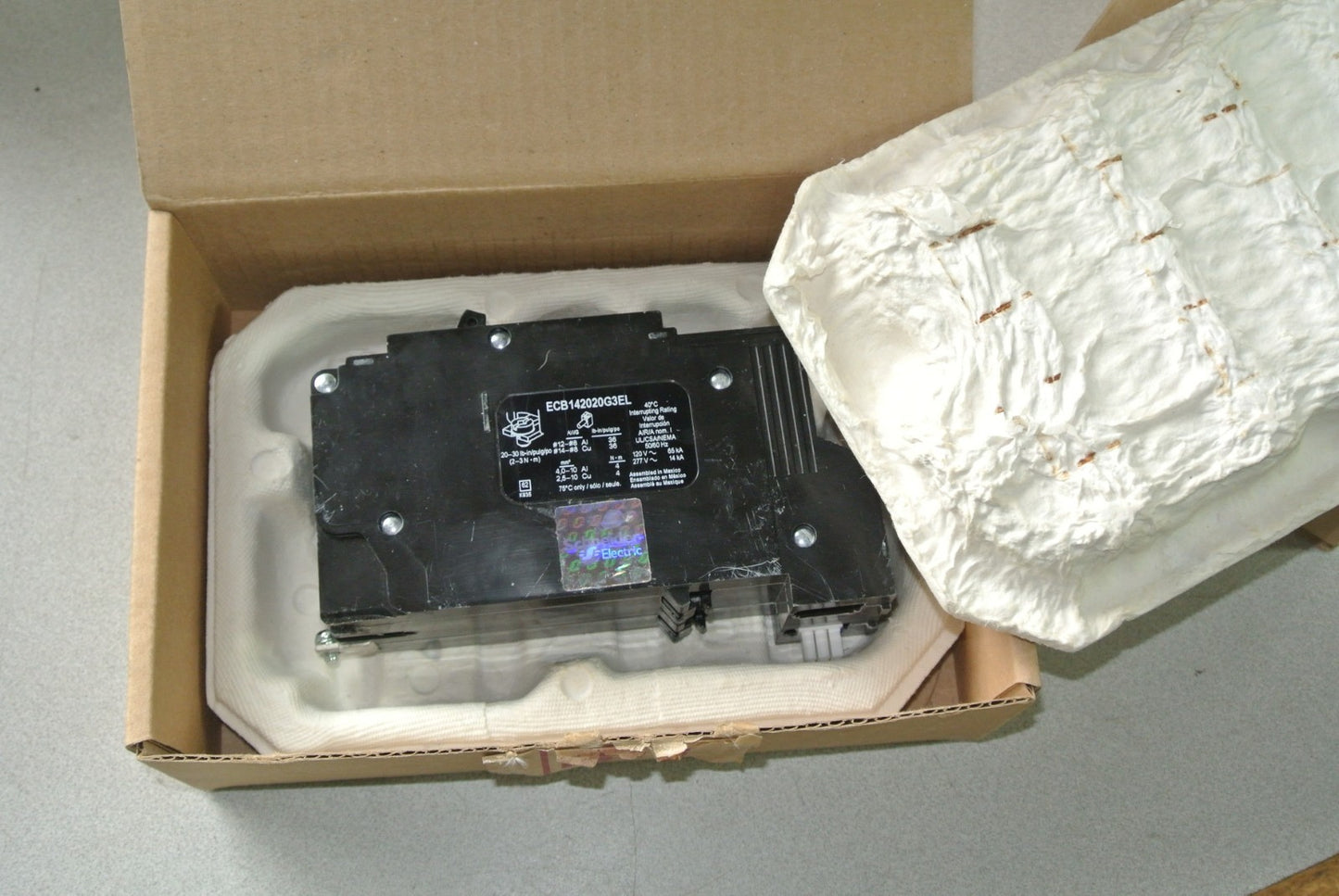 SQUARE D ECB142020G3EL POWERLINK CIRCUIT BREAKER 20A - 120V ~ 65kA, 277V ~ 14kA