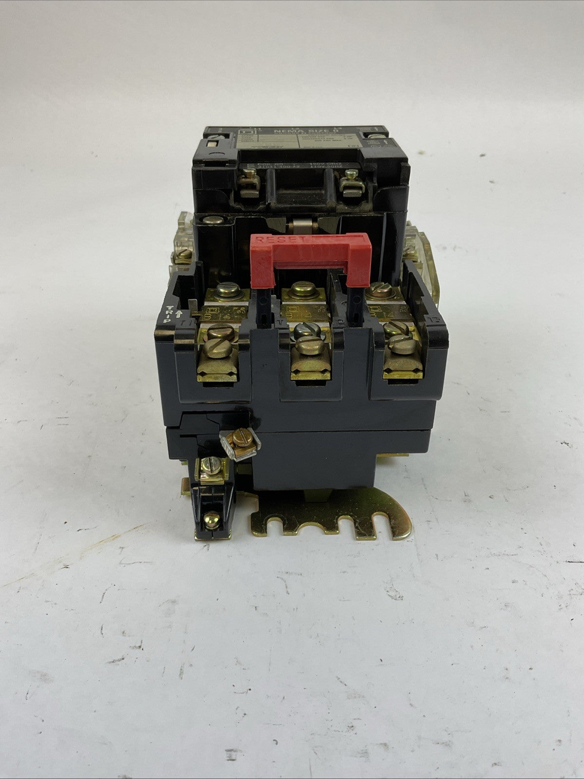 SQUARE D 8536SBG2 SIZE 0 STARTER 600VAC 5HP B14 HEATERS 31041-400-42 COIL 120V