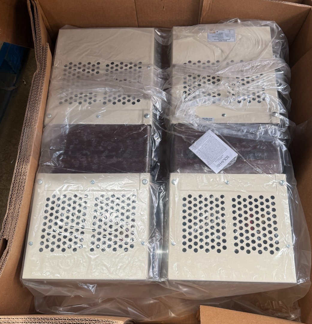 EMERSON 63-28-275-8 MINI/MICRO COMPUTER REGULATOR 520V 7500VA