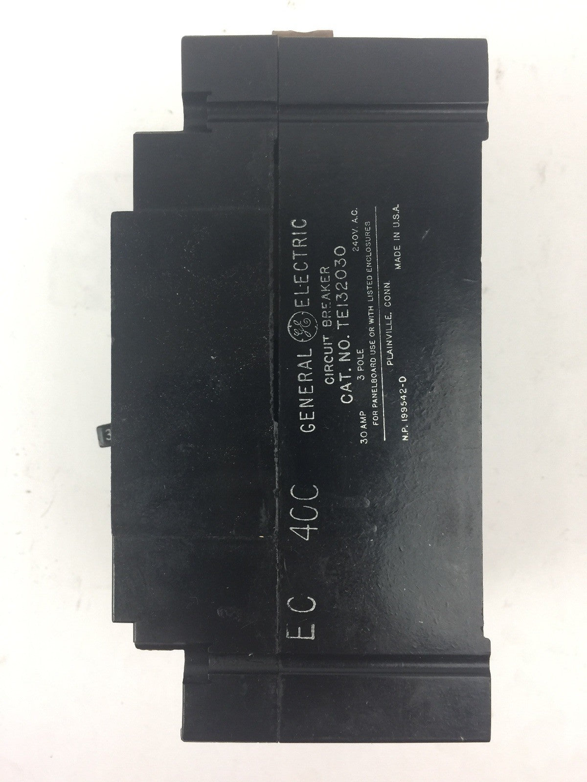 GE TE132030 CIRCUIT BREAKER 240 VAC 30 AMP 3 POLE