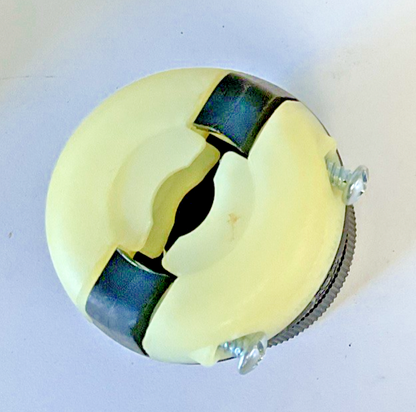HUBBELL HBL2313 CONNECTOR BODY 20A 125V 2POLE 3WIRE ***LOTOF2***