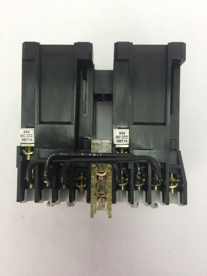 ALLEN BRADLEY 104-A09NZ243 REVERSING CONTACTOR SER A 600VAC 9A 5HP COIL 24VDC