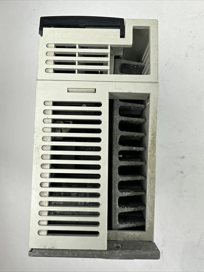 MITSUBISHI MDS-B-SVJ2-06 SERVO DRIVE H/W VER M OUTPUT 3.6A 3PH 170V POWER 0.6kW