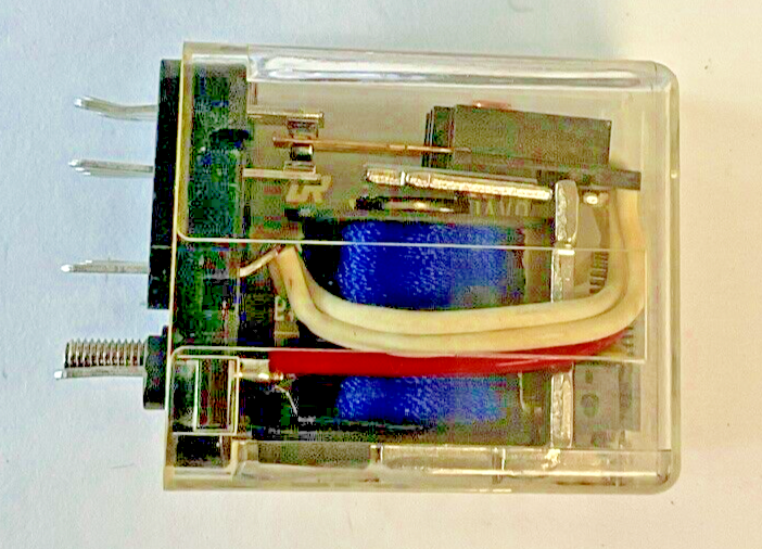 ALLEN BRADLEY 700-HC54Z24-4 RELAY SER.A 24VDC 1/10HP 1A 120V 50/60HZ**LOTOF3**