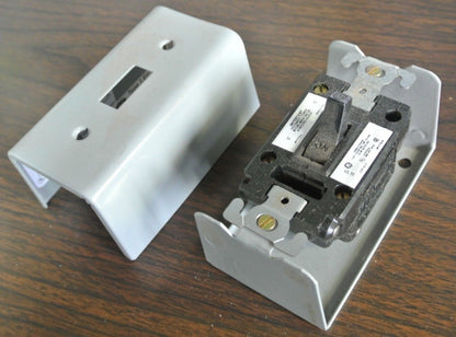 GE CR101Y1 - MANUAL MOTOR STARTER, SINGLE SPEED - 1HP, 115/230VAC NEW SURPLUS