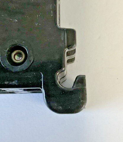 CULTER HAMMER CH270 CIRCUIT BREAKER 120/240VAC 2POLE MISSING SCREWS***LOTOF3***