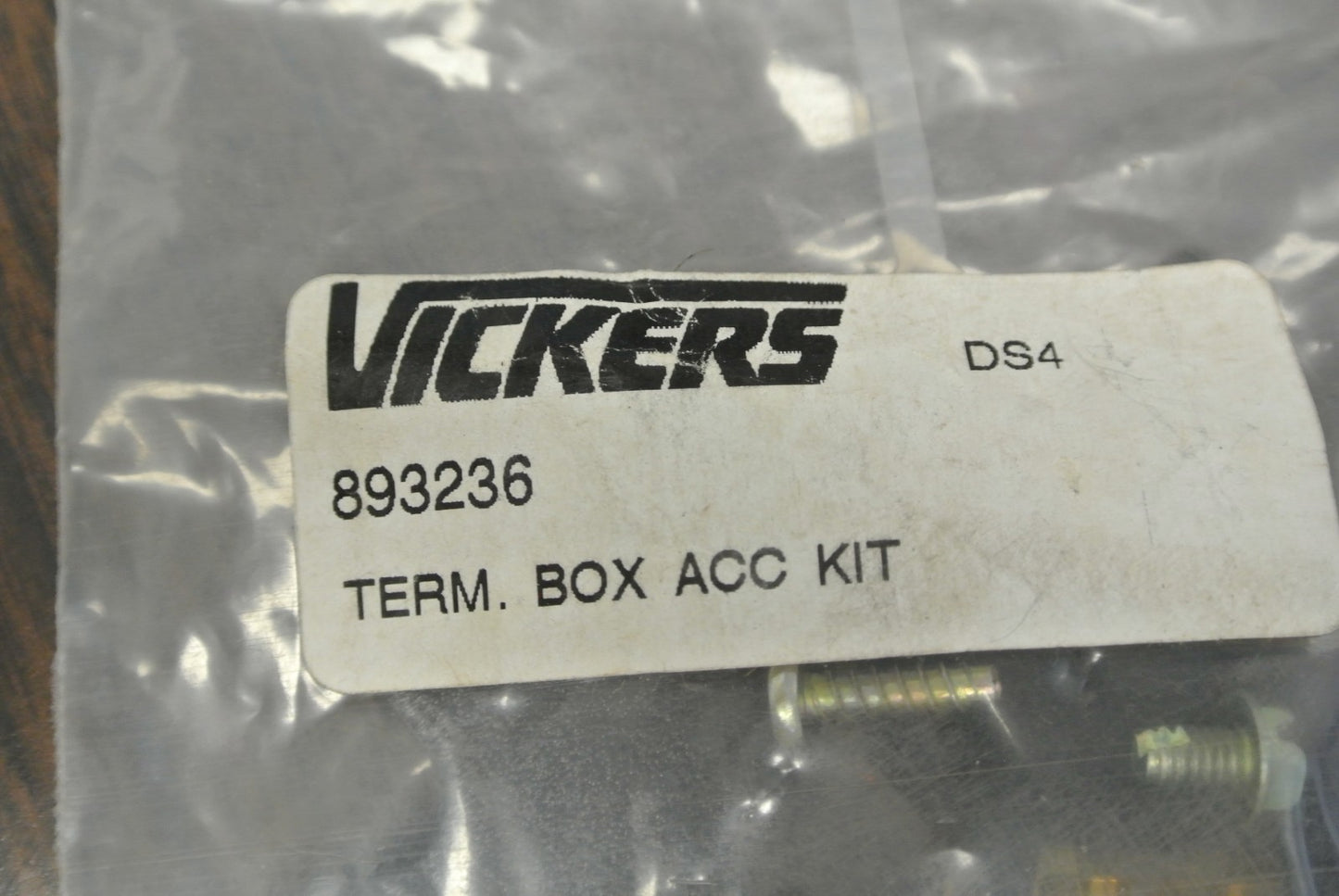 VICKERS 893236 TERMINAL BOX ACCESSORY KIT / NEW SURPLUS