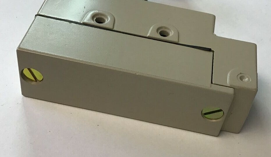 OMRON ZE-NA2-2S LIMIT SWITCH 15A 125,250,OR 480VAC