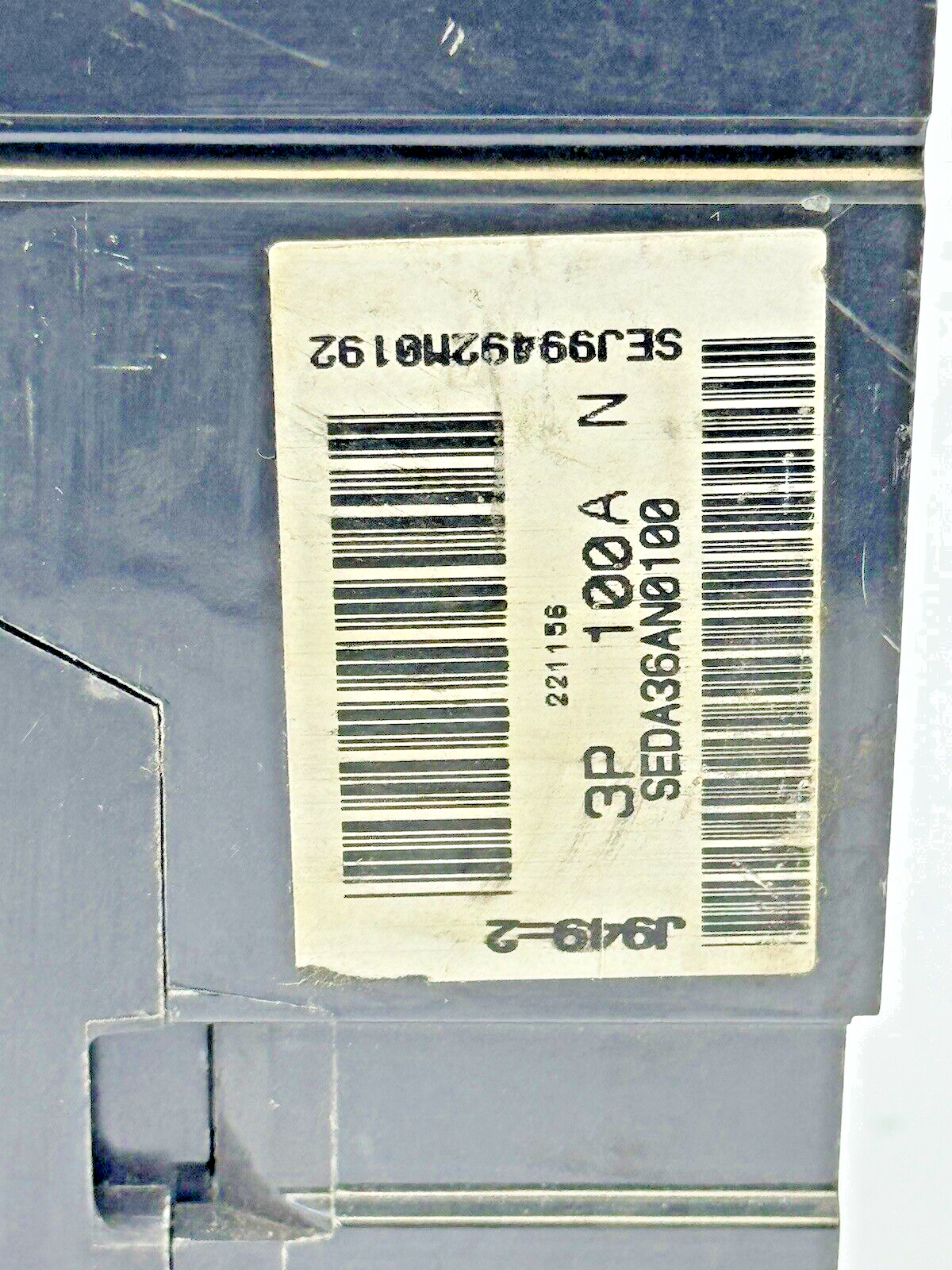 GE - SEDA36AN0100 - SPECTRA CIRCUIT BREAKER - 3 POLE/100A/600VAC W/ 100A TRIP