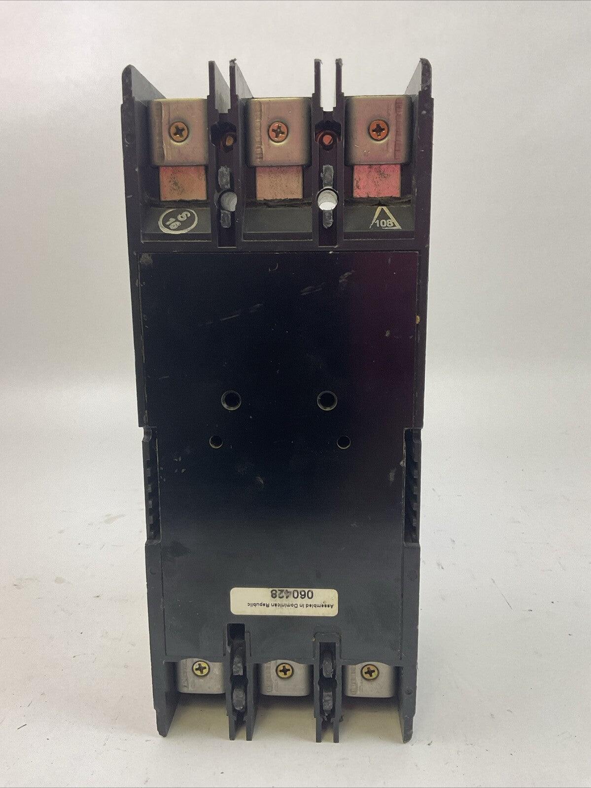 CUTLER HAMMER JDB3250C CIRCUIT BREAKER 250AMP 600VAC 3P STYLE JDB3250C JT3250T