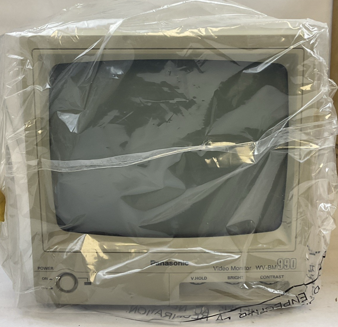 PANASONIC WV-BM990 VIDEO MONITOR 120VAC 60HZ 28W