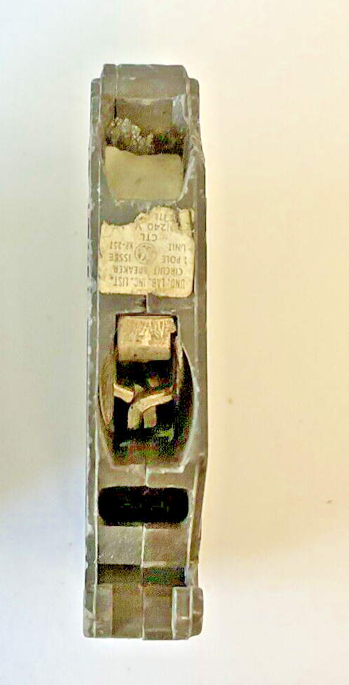 GENERAL ELECTRIC TQP 40A& TQP 15A CIRCUIT BREAKER 15A/40A 1POLE***LOTOF2***