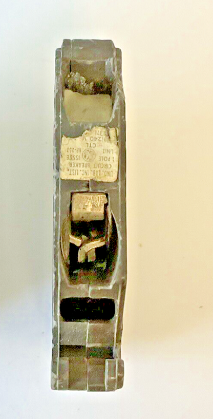 GENERAL ELECTRIC TQP 40A& TQP 15A CIRCUIT BREAKER 15A/40A 1POLE***LOTOF2***