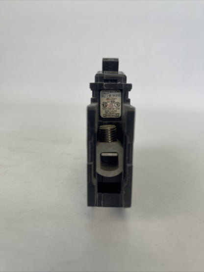 SQUARE D QOU120 CIRCUIT BREAKER 1POLE 20AMP 120/240VAC HACR TYPE YELLOW D