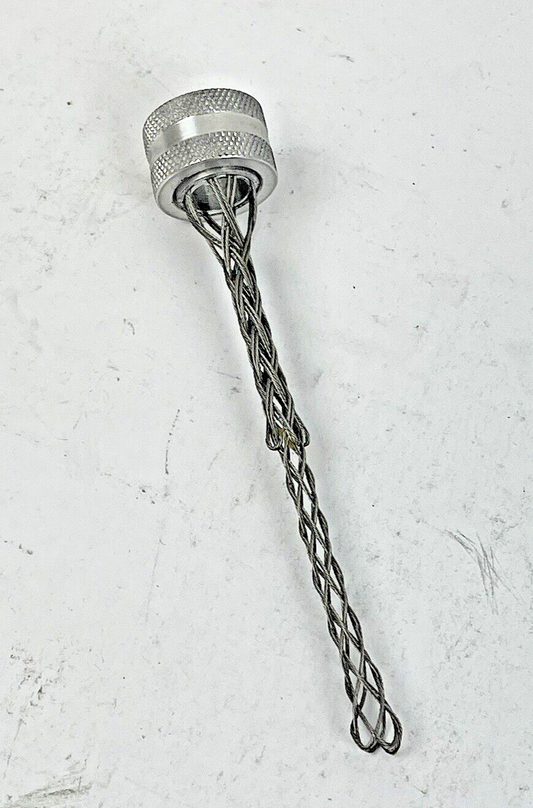 APPLETON - CGSR2 - STRAIN RELIEF CONNECTOR - 3/8 INCH, 1/2 INCH HUB SIZE CG-SR2