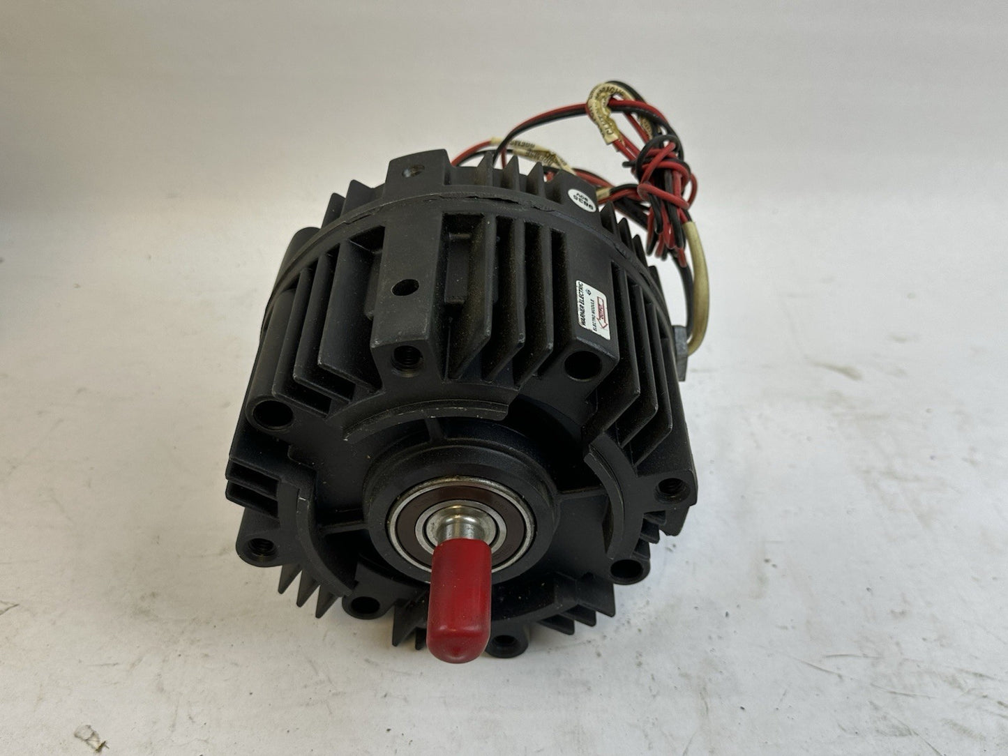 WARNER ELECTRIC UM 100-1020 CLUTCH BRAKE 90VC NEMA 48Y/56C 3600 RPM 5370-273-027