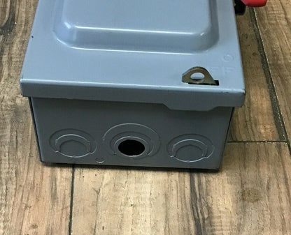 SQUARE D HU361 SAFETY SWITCH SER.F1 30A  NON FUSIBLE TYPE1 600VAC/VDC 30HP
