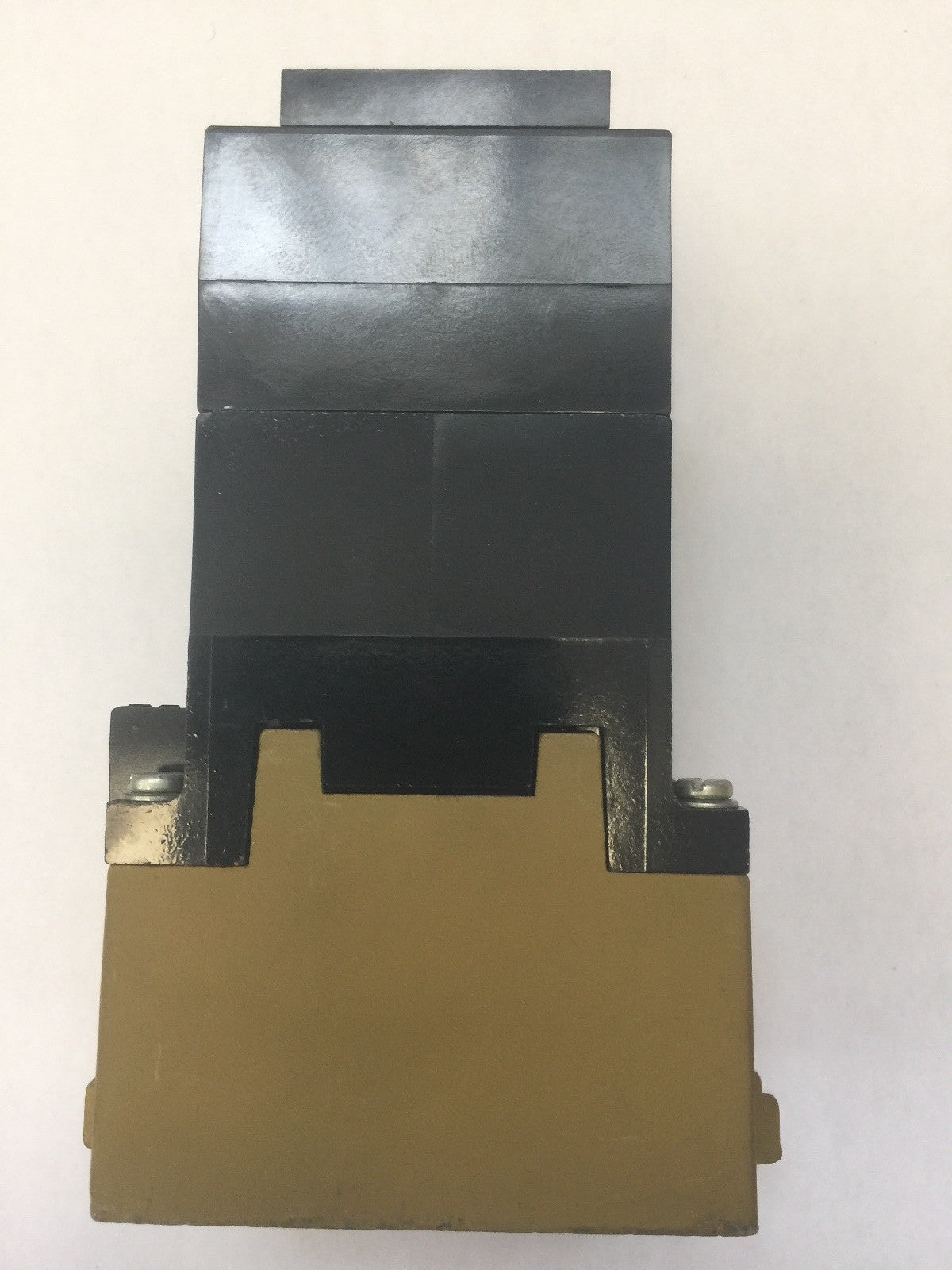ALLEN BRADLEY 700-P800A1 AC RELAY 115-120V 60HZ 110V 50HZ SER B